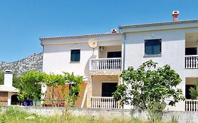 Apartment Pepa Starigrad Paklenica